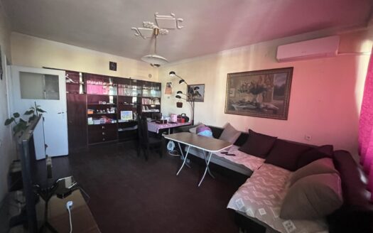 Просторен тристаен апартамент, 99 кв. м с гараж, гр. Хисар
